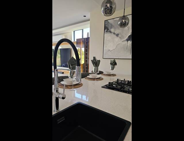 3 BEDROOM FREESTANDING FOR SALE IN THE ISLANDS ESTATES